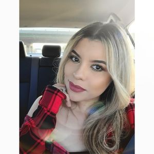 Meet your Posher, Victoria